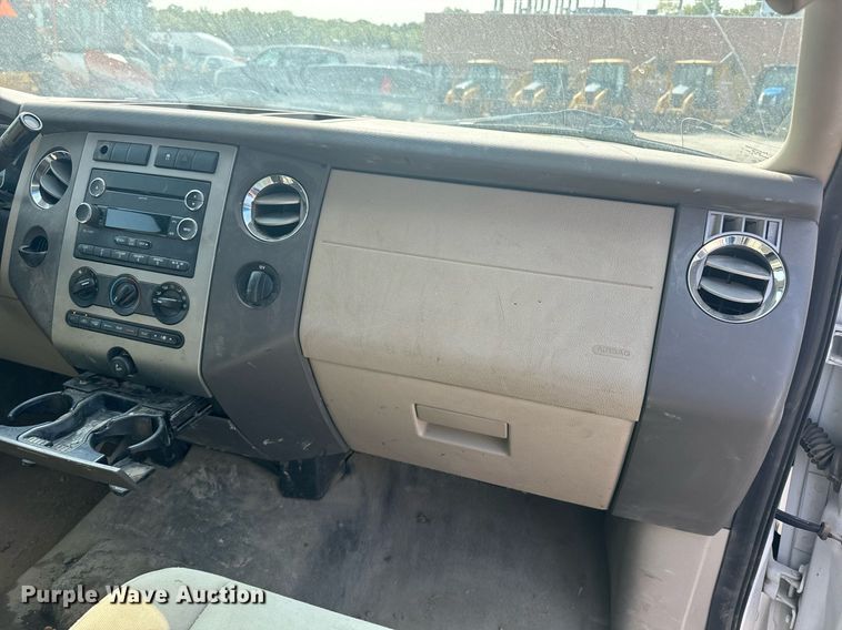 image for item EE7617 2009 Ford Expedition XLT SUV