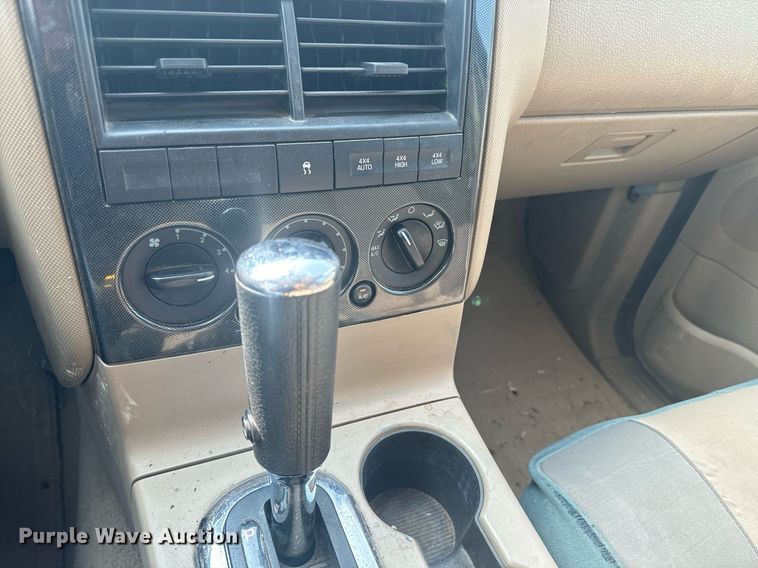 image for item EE7619 2009 Ford  Explorer XLT SUV