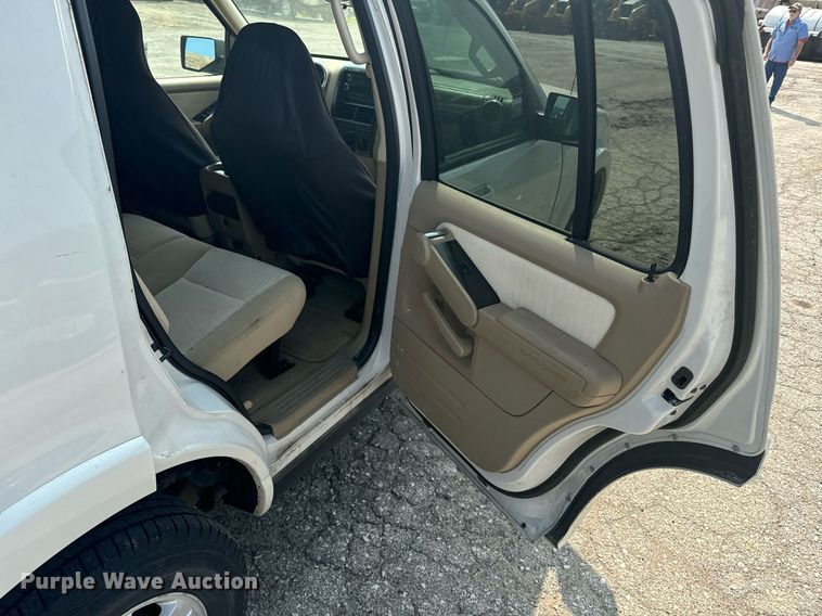 image for item EE7619 2009 Ford  Explorer XLT SUV