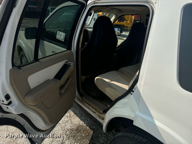 image for item EE7619 2009 Ford  Explorer XLT SUV