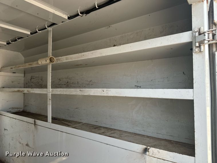 image for item EE7622 2011 Ford F350 Super Duty Crew Cab utility bed pickup truck