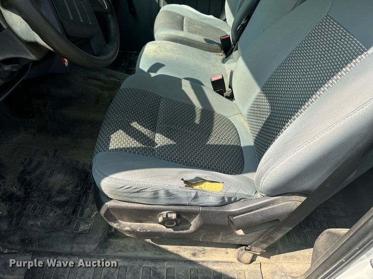 image for item EE7622 2011 Ford F350 Super Duty Crew Cab utility bed pickup truck