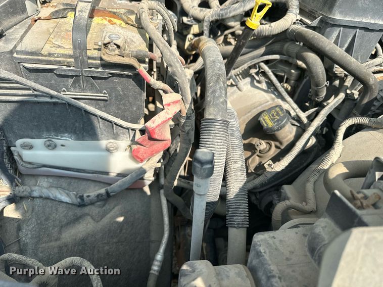 image for item EE7622 2011 Ford F350 Super Duty Crew Cab utility bed pickup truck