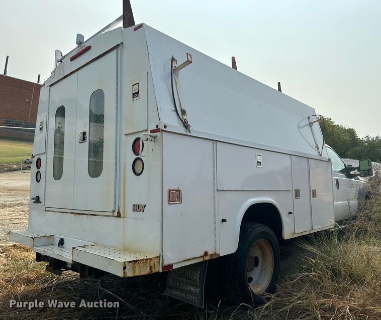 image for item EE7624 2012 Ford F450 Super Duty SuperCab utility / service truck