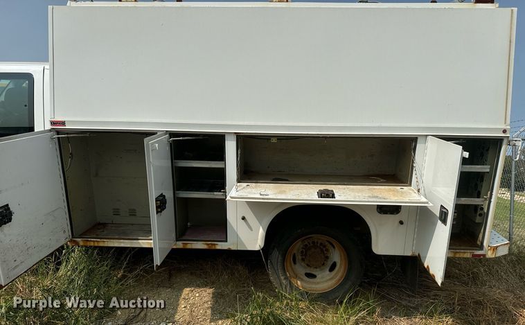 image for item EE7624 2012 Ford F450 Super Duty SuperCab utility / service truck