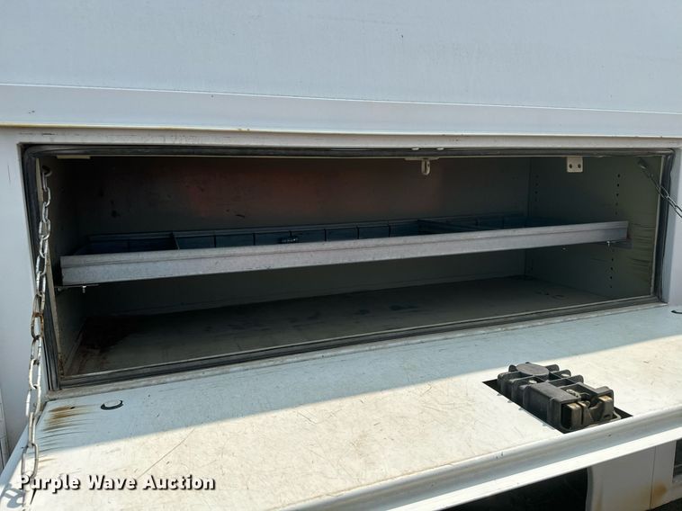 image for item EE7624 2012 Ford F450 Super Duty SuperCab utility / service truck