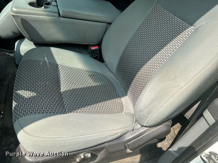 image for item EE7624 2012 Ford F450 Super Duty SuperCab utility / service truck