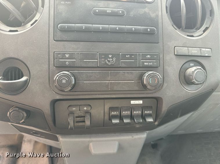 image for item EE7624 2012 Ford F450 Super Duty SuperCab utility / service truck