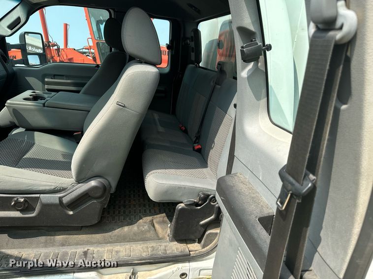 image for item EE7624 2012 Ford F450 Super Duty SuperCab utility / service truck