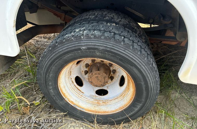 image for item EE7624 2012 Ford F450 Super Duty SuperCab utility / service truck