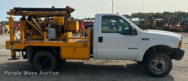 image for item EE7625 1999 Ford F550 drilling rig truck
