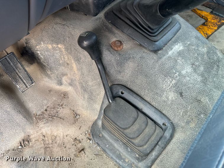 image for item EE7625 1999 Ford F550 drilling rig truck