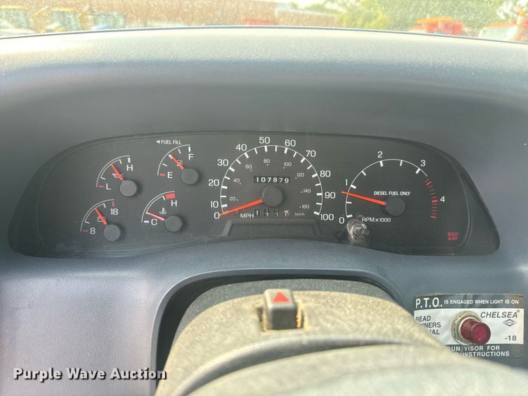 image for item EE7625 1999 Ford F550 drilling rig truck