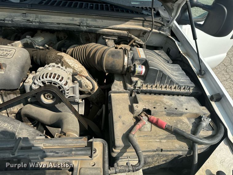 image for item EE7625 1999 Ford F550 drilling rig truck