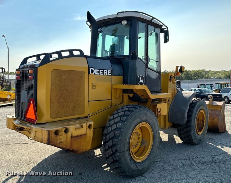 image for item EE7626 2005 John Deere 444J wheel loader