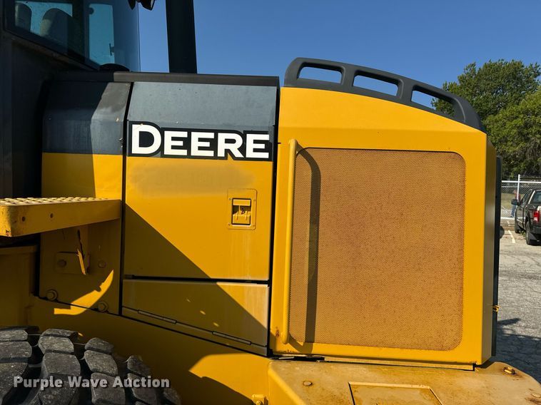 image for item EE7626 2005 John Deere 444J wheel loader