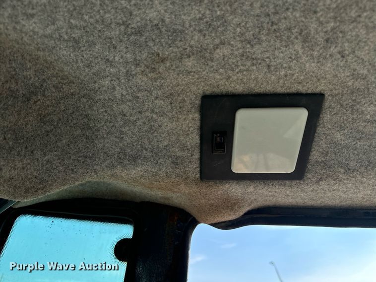 image for item EE7626 2005 John Deere 444J wheel loader