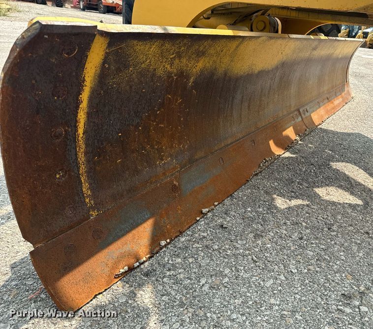 image for item EE7628 2004 John Deere 670CH motor grader