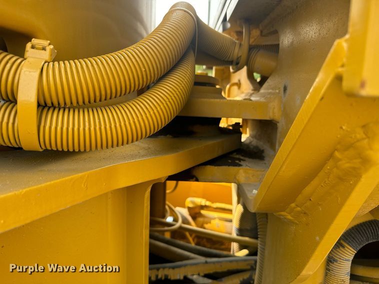 image for item EE7628 2004 John Deere 670CH motor grader