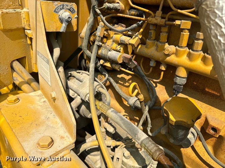 image for item EE7628 2004 John Deere 670CH motor grader