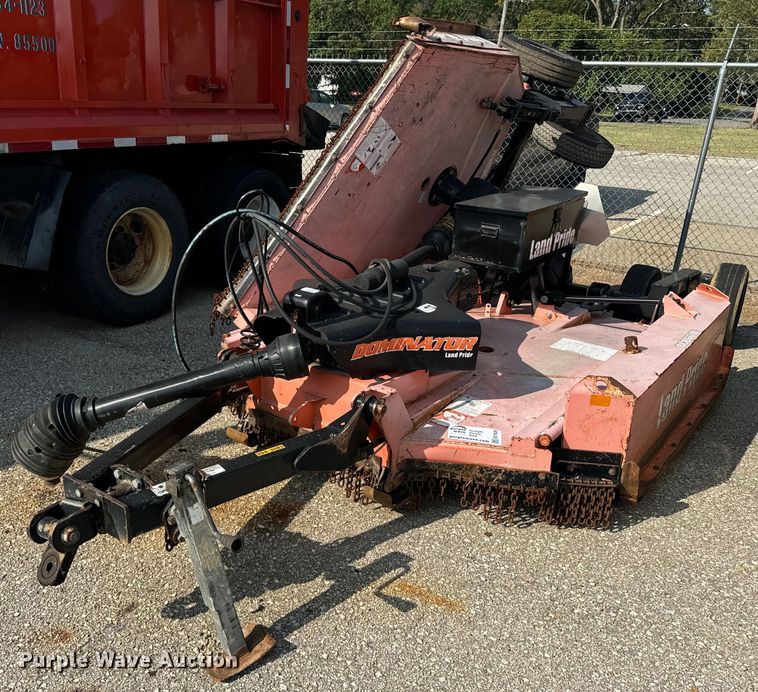 image for item EE7629 2011 Land Pride RCB6610 rotary mower