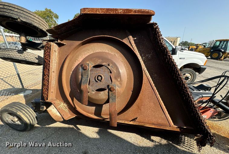 image for item EE7629 2011 Land Pride RCB6610 rotary mower