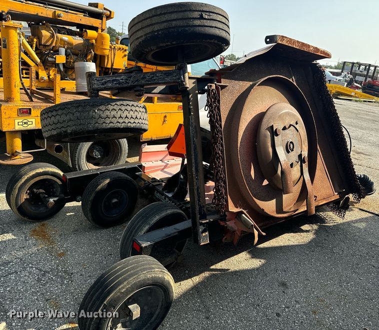 image for item EE7629 2011 Land Pride RCB6610 rotary mower