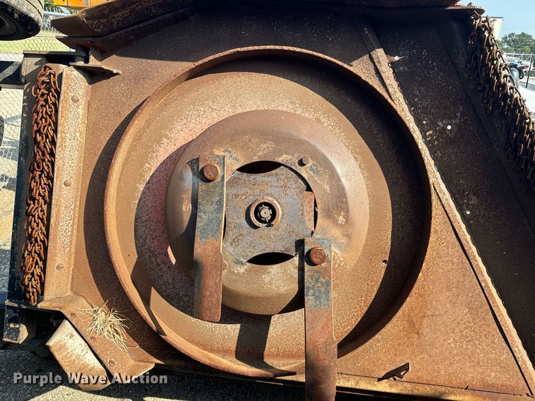 image for item EE7629 2011 Land Pride RCB6610 rotary mower