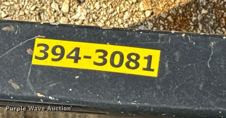 image for item EE7629 2011 Land Pride RCB6610 rotary mower