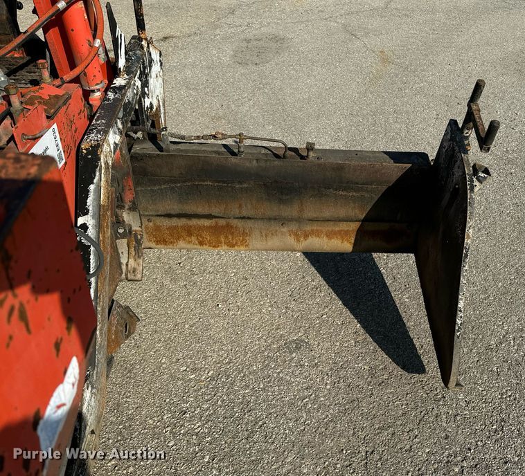 image for item EE7630 2000 LeeBoy 8500T paver