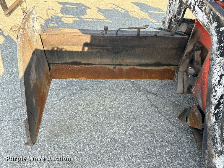 image for item EE7630 2000 LeeBoy 8500T paver