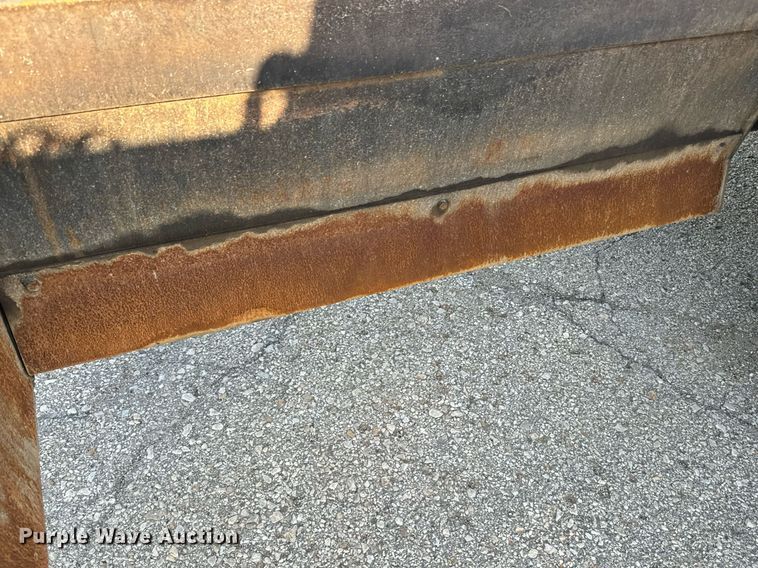 image for item EE7630 2000 LeeBoy 8500T paver