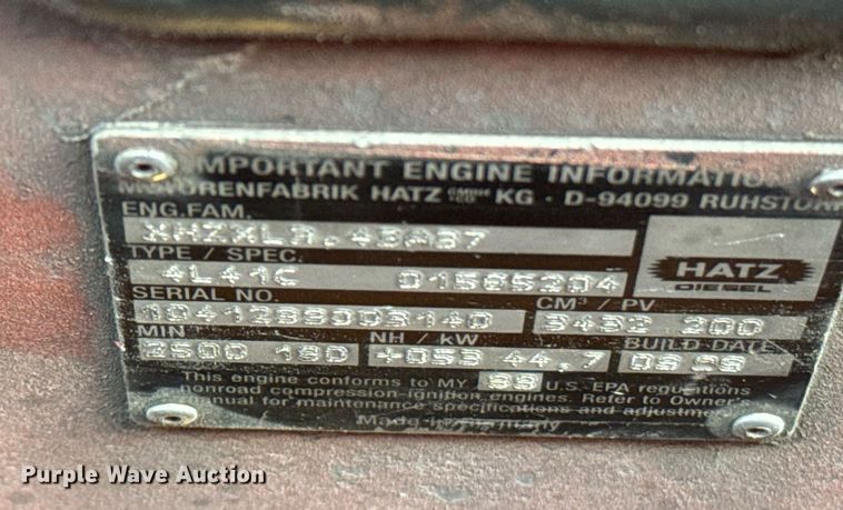 image for item EE7630 2000 LeeBoy 8500T paver