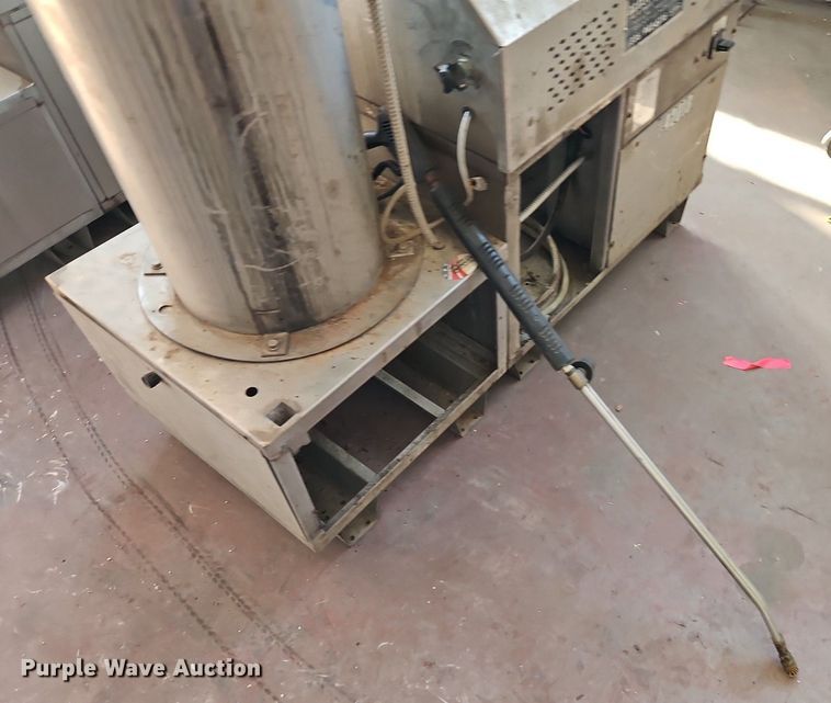 image for item EI8317 (3) Alkota 4201 NG UL hot pressure washers