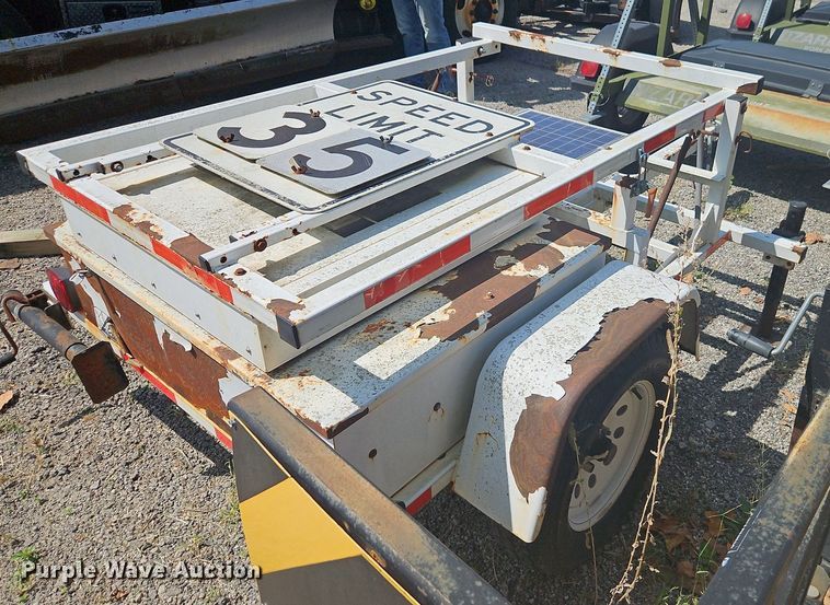 image for item EI8320 2007 K&K Systems 2000R25 radar trailer