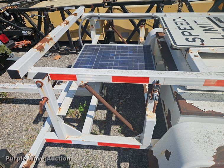 image for item EI8320 2007 K&K Systems 2000R25 radar trailer