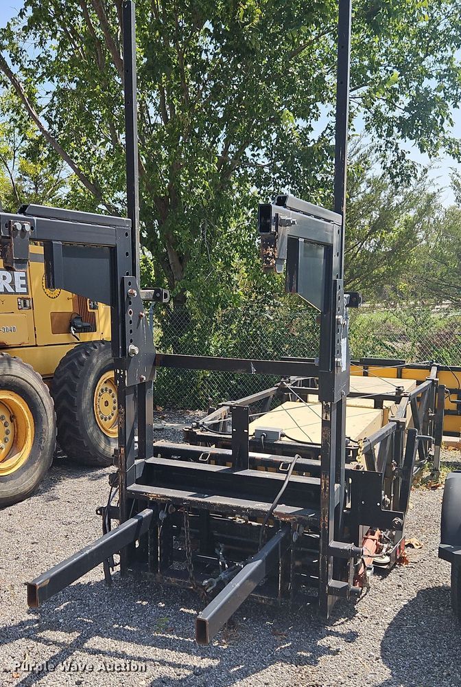 image for item EI8322 2003 Trinity TMA8290 crash attenuator