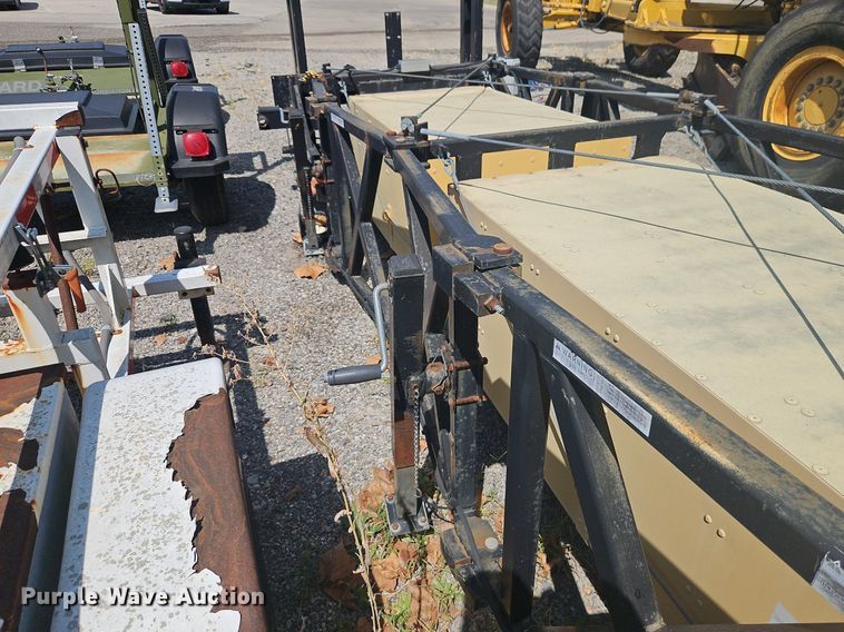 image for item EI8322 2003 Trinity TMA8290 crash attenuator