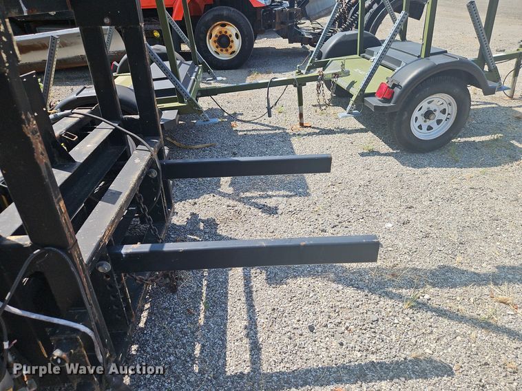 image for item EI8322 2003 Trinity TMA8290 crash attenuator