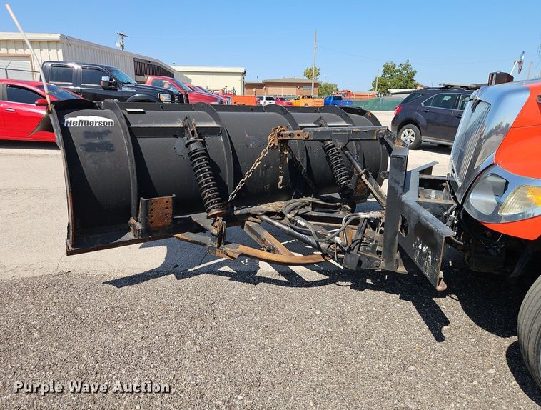 image for item EI8325 2005 International 7400 dump truck