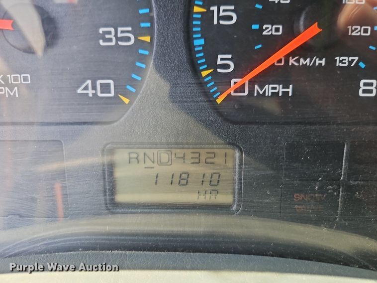 image for item EI8325 2005 International 7400 dump truck