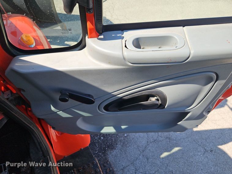 image for item EI8325 2005 International 7400 dump truck