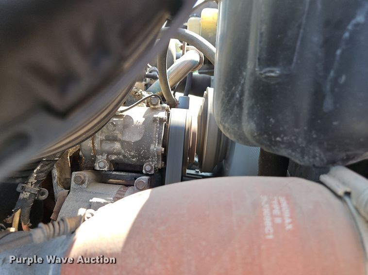 image for item EI8325 2005 International 7400 dump truck