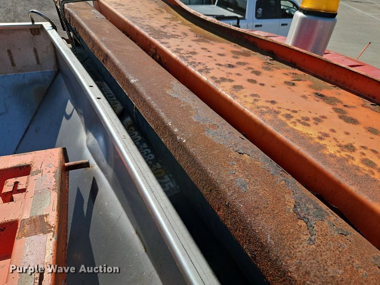 image for item EI8328 2005 International 7400 dump truck