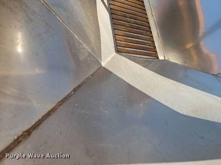 image for item EI8328 2005 International 7400 dump truck