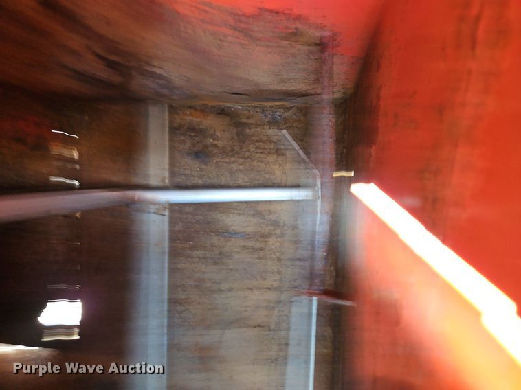 image for item EI8328 2005 International 7400 dump truck