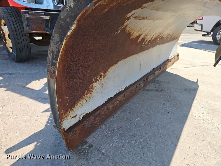 image for item EI8328 2005 International 7400 dump truck