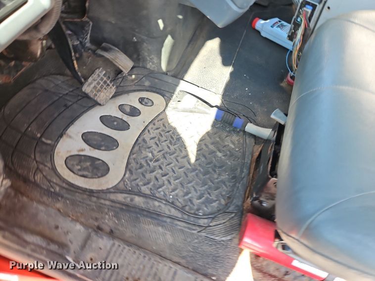 image for item EI8328 2005 International 7400 dump truck