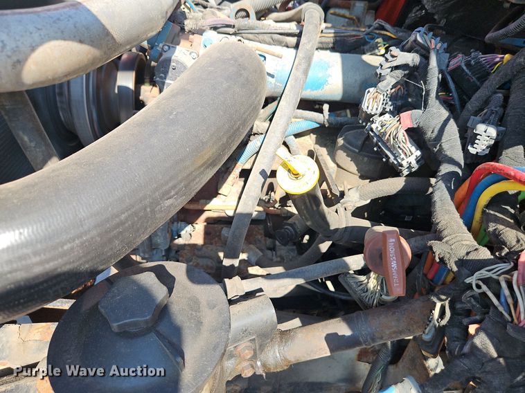 image for item EI8328 2005 International 7400 dump truck