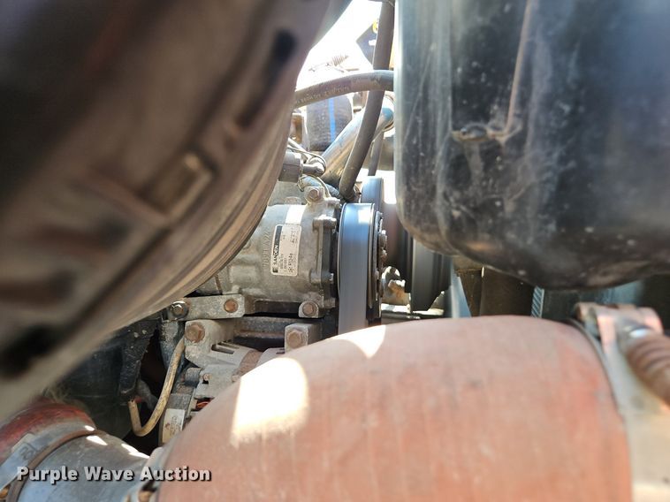 image for item EI8328 2005 International 7400 dump truck